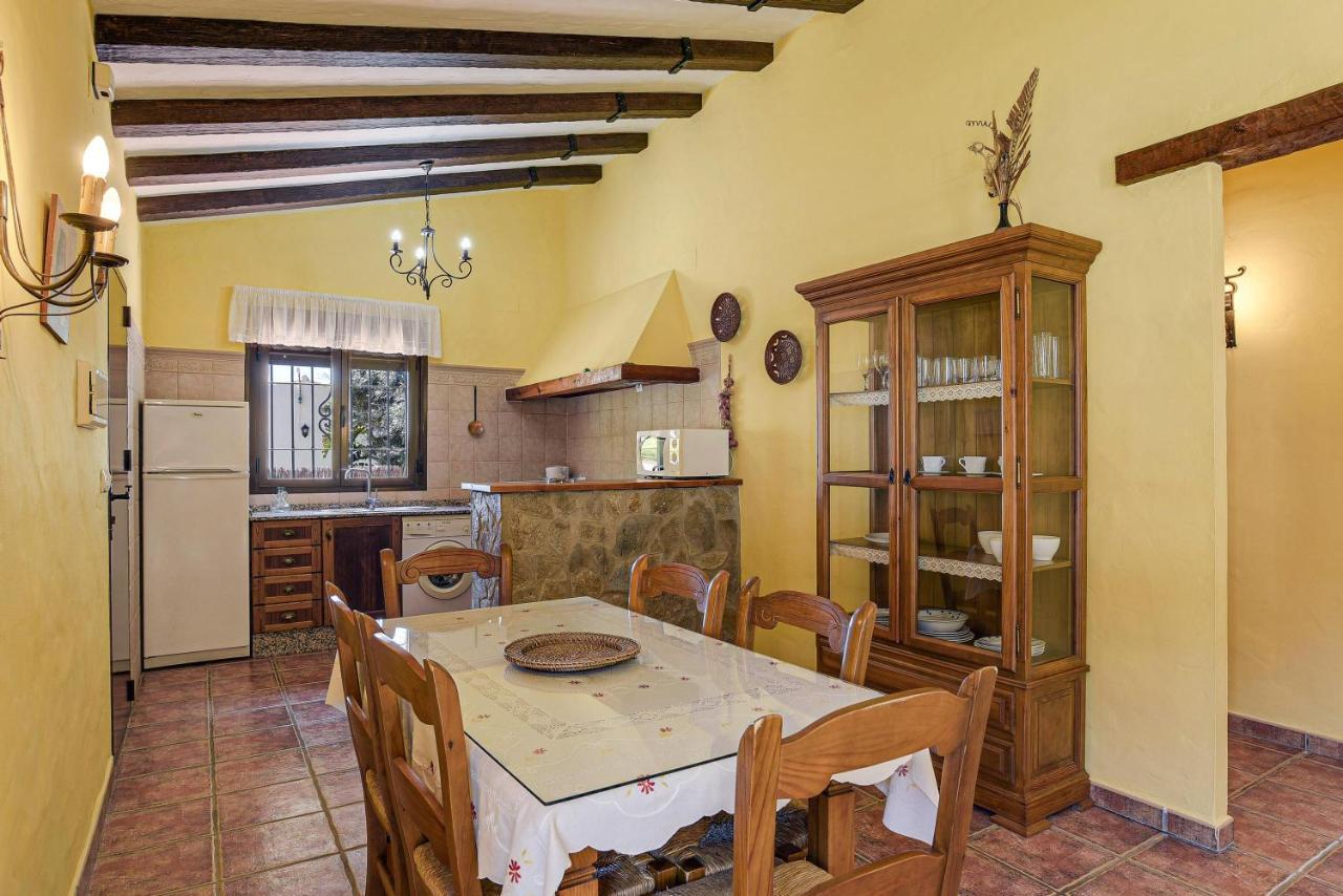 Villa Su Ilusion Solo Familias Conil De La Frontera Buitenkant foto